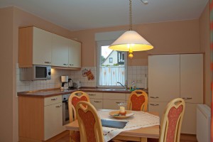 Essbereich mit Küche des Appartements 2 im Sonnenhus Rügen in Sellin